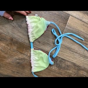 Reversible bikini top